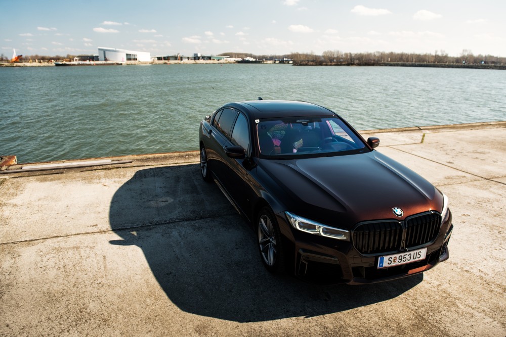 BMW M760Li xDrive